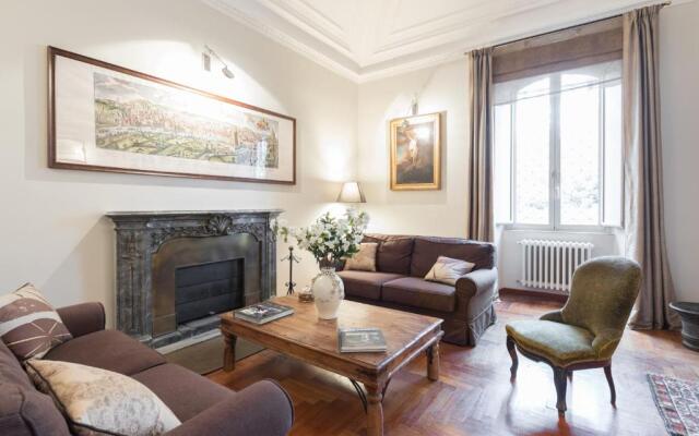 Amazing 4 bedrooms apartment with garden