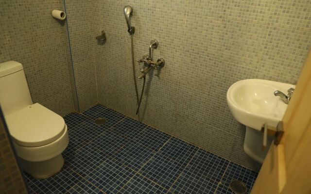 3 Seasons Service Apartment & Hotels Pvt. Ltd.