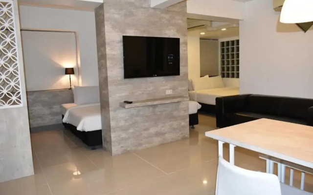 Loyy Hotel