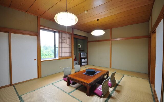 Shinyu Onsen Kurikomaso