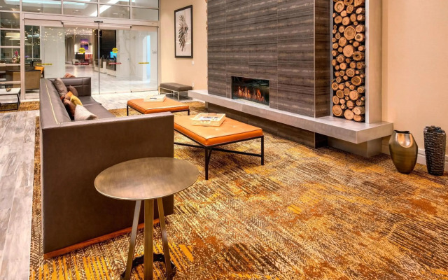 Residence Inn by Marriott Kansas City Downtown/ Convention