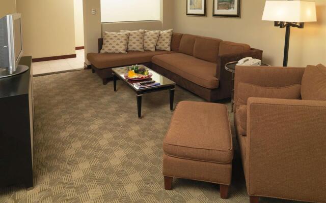 DoubleTree by Hilton Hotel Dallas – Love Field