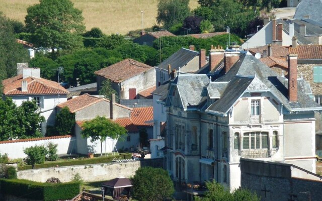 La Villa Bleue de Mauleon