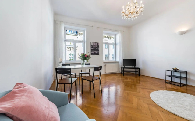 A&S Center Apartment Vienna