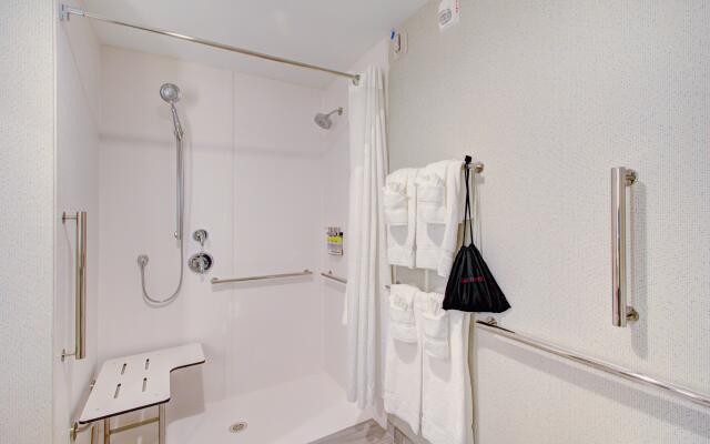 Holiday Inn Express & Suites Charlotte Southwest by IHG