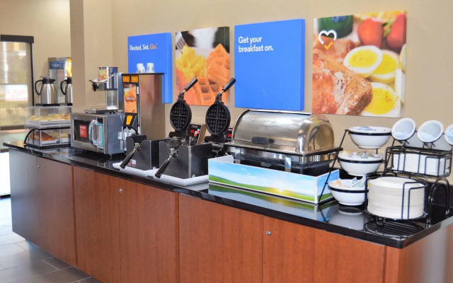 Comfort Inn & Suites Covington - Mandeville