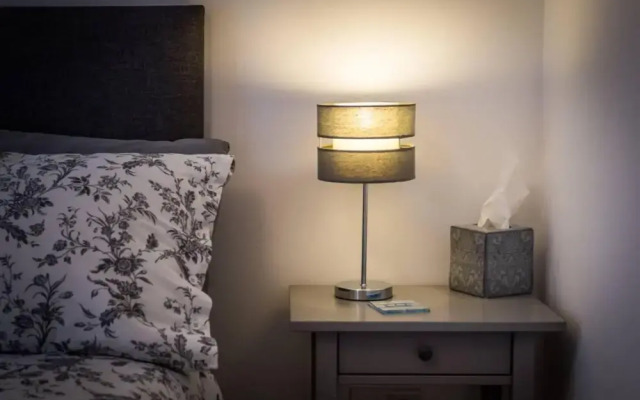 Ideal Couples Base for Exploring the Island