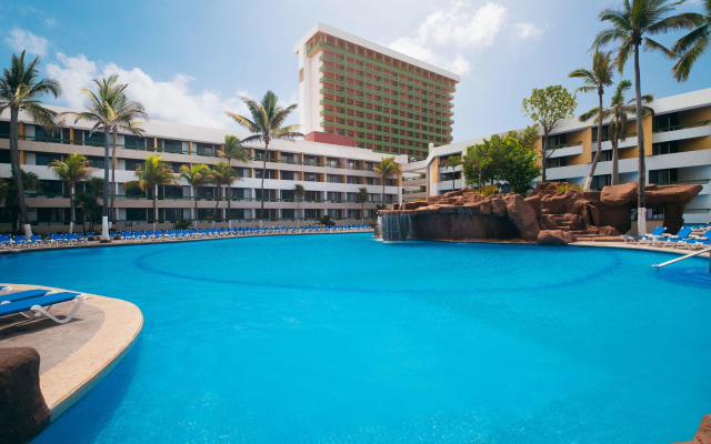 El Cid El Moro Beach Hotel