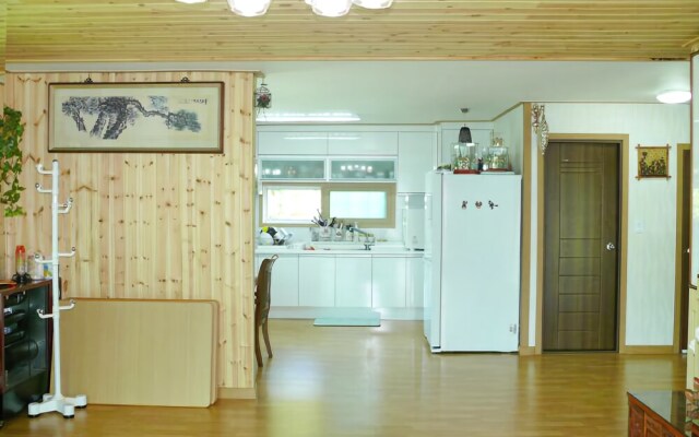 cheongpyeong iris pension