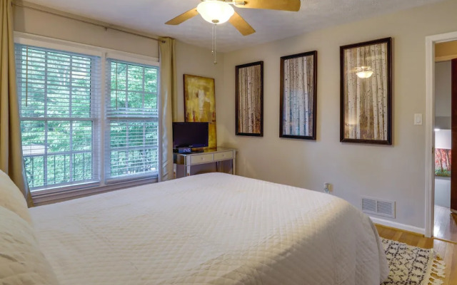 Near Hospitals: Convenient Atlanta Vacation Rental