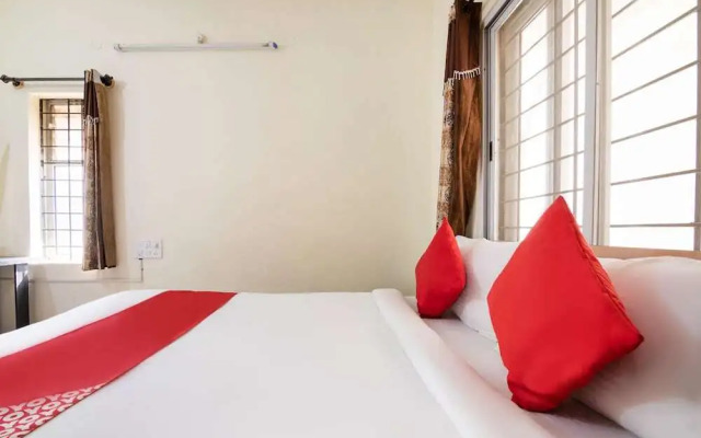 Sri Sai Suites By OYO Rooms