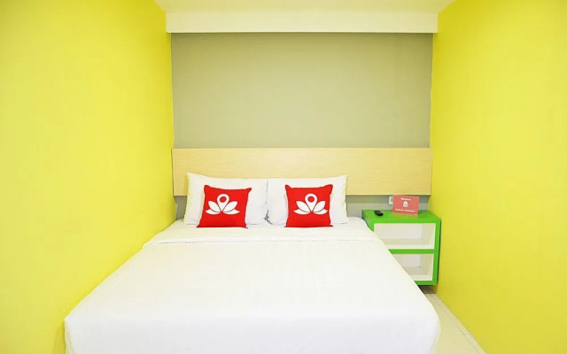 Zen Rooms Near Tunjungan Plaza