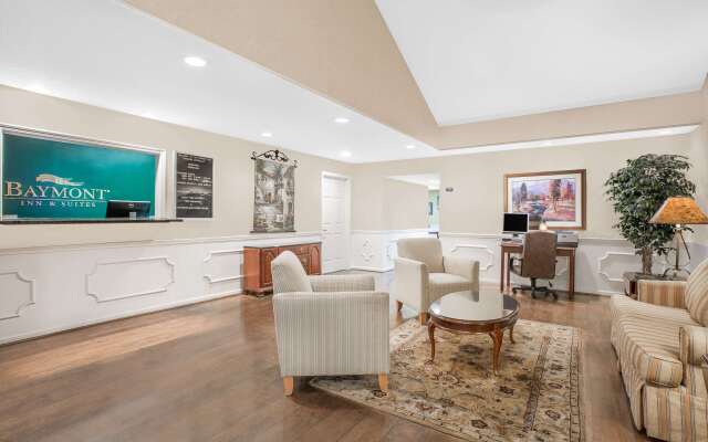 Baymont Inn & Suites - Roanoke Rapids