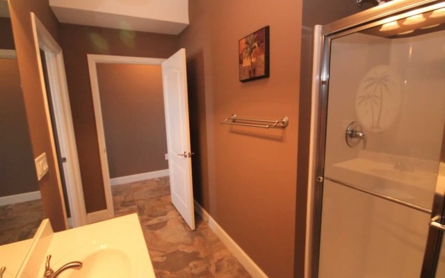 Lands End 654 - 2 Br Condo