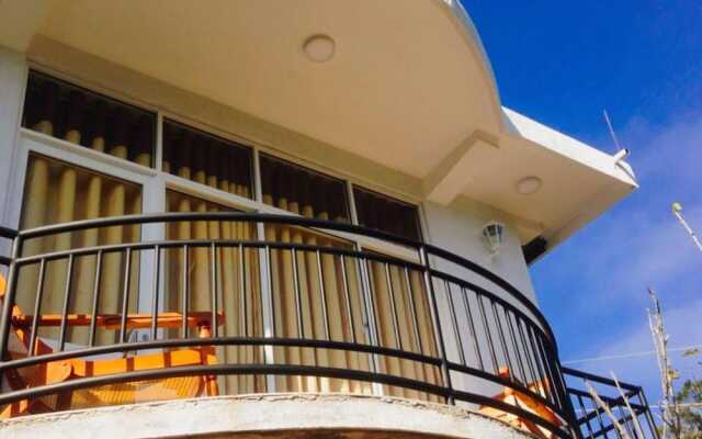 Lilly Guest Inn