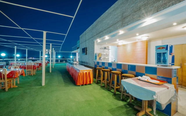 Queens Valley Hotel, Restaurants, Bars and Spa Luxor