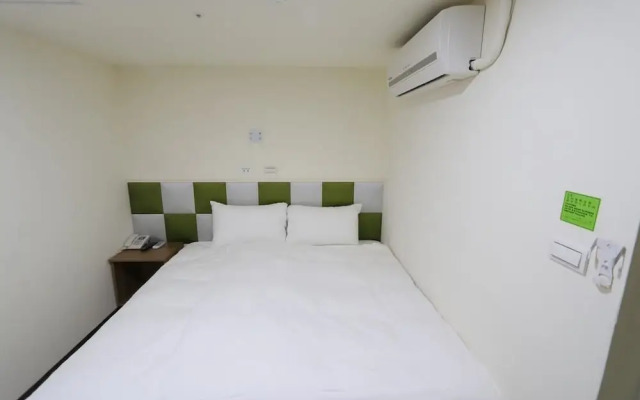 Yidianyuan Hotel