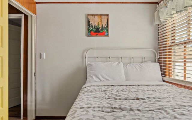 Happy Bear Cabin Hike, Bike & More!