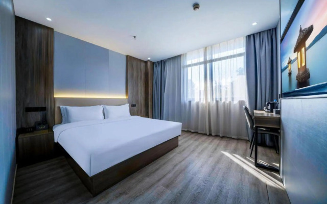 Muxi Collection Hotel (Xia Sha Wenze Road Subway Station)