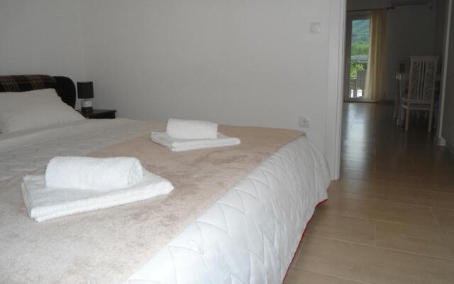 Apartments Raskovic I