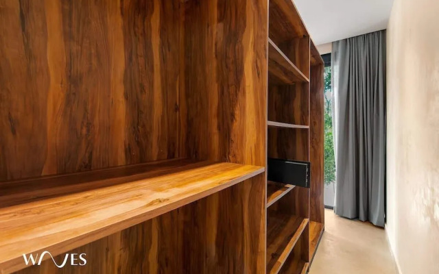 Ocean Breeze Loft Steps Away From Hotel Zone