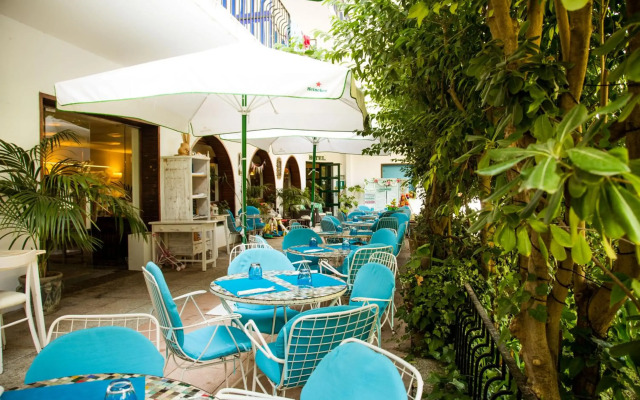 Hotel Bell Repos