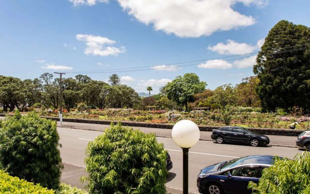 Auckland Rose Park Hotel