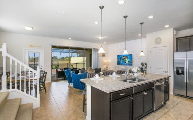 5 Bdrm 5 Bathrm Home at Solterra