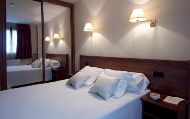 Arias Apartamentos