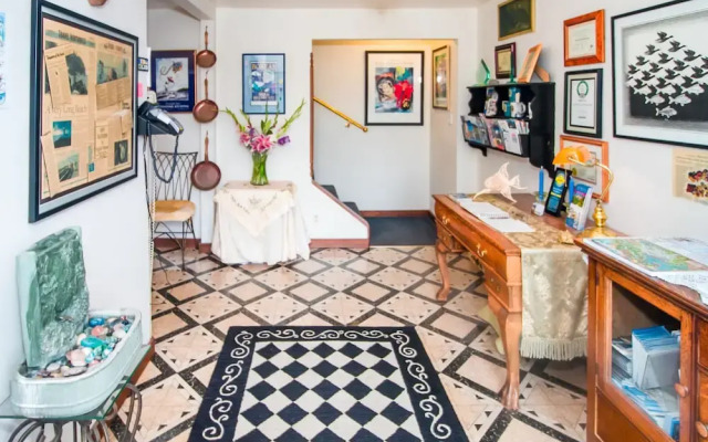 Boreas Bed & Breakfast Inn