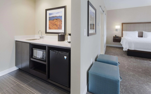 Hampton Inn & Suites Page - Lake Powell
