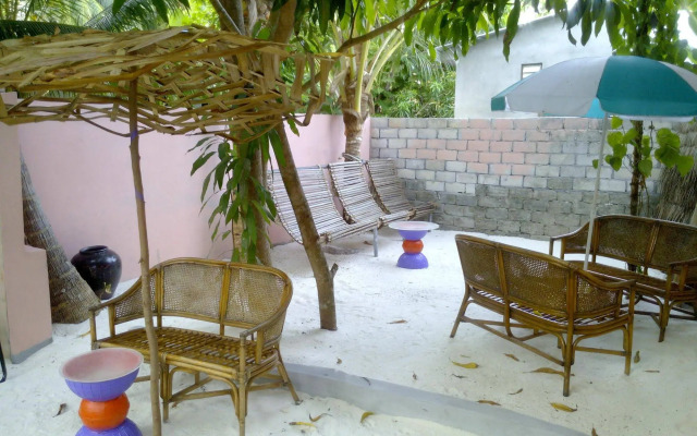 Dhon Fulhafi Inn