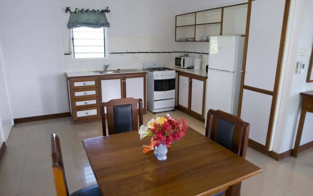 Madang Lodge Hotel