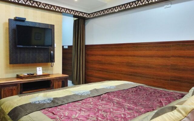 OYO 10395 Hotel Dvarka INN