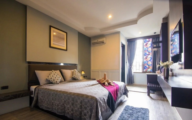 Blue Lagoon Hotel