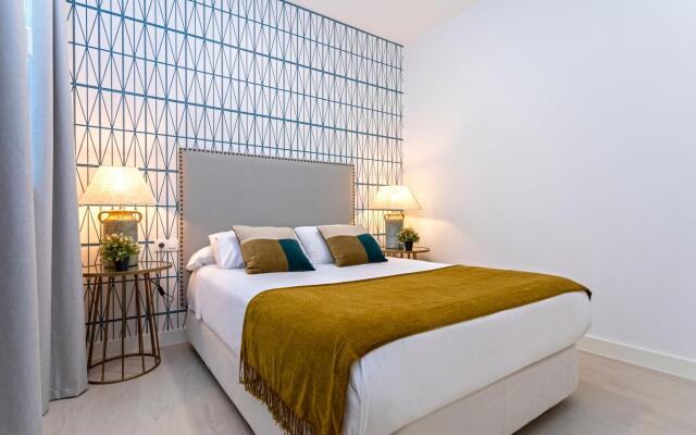 Centrical 3BD Apartment with Modern Design. Feria II