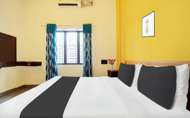 OYO Flagship 75052 Kuku Residency