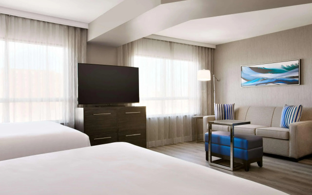 Embassy Suites by Hilton Toronto Airport