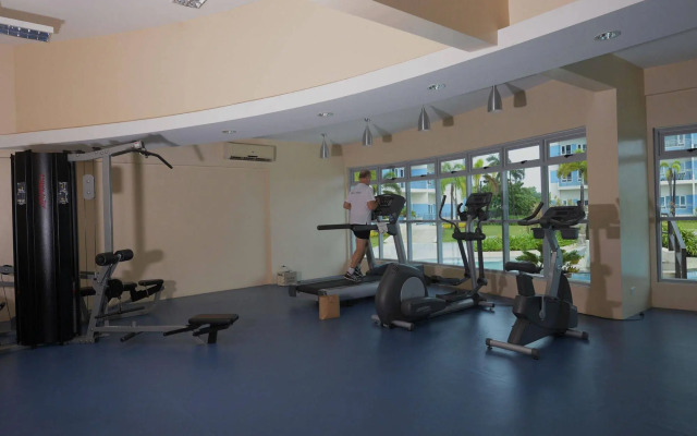 Mactan Seaside Apartments