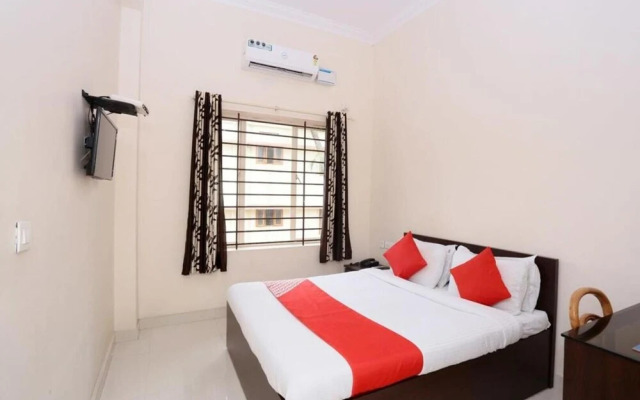 Saravana Inn