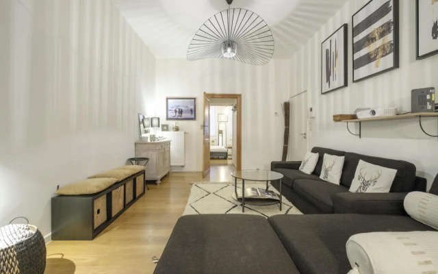 Magnificent 2 bedroom duplex + terrace Ixelles
