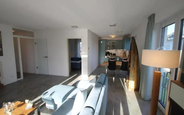 2504 - Strandwiese 15