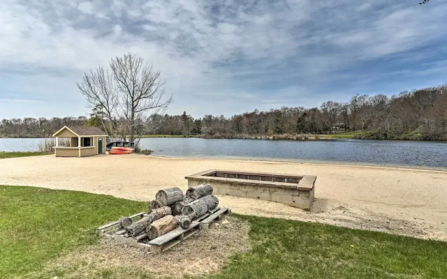 Pet-friendly Tobyhanna Escape Near Hiking & Skiing