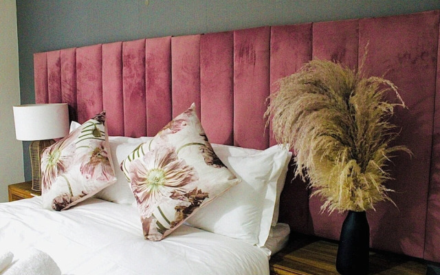 Remarkable 1-bed Apartment in Sandton