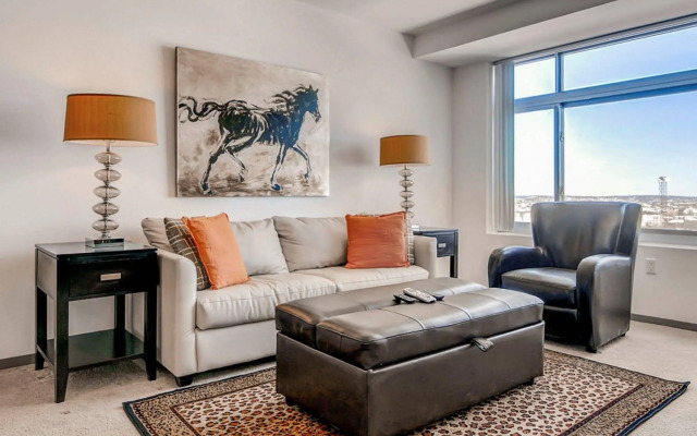 Global Luxury Suites at Kendall West