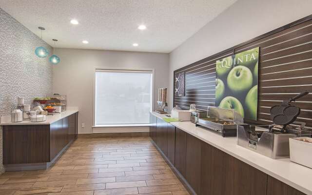 La Quinta Inn & Suites by Wyndham Central Point - Medford