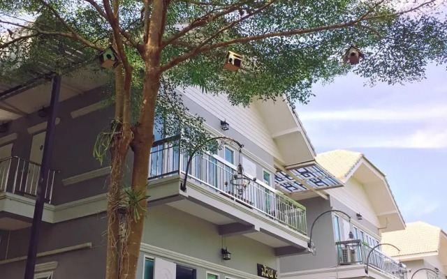 Muaan Resort