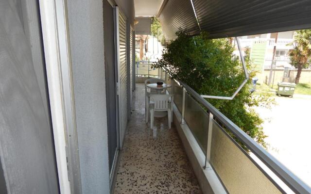 Zira Holiday House