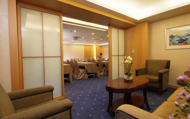 Royal Biz Taipei