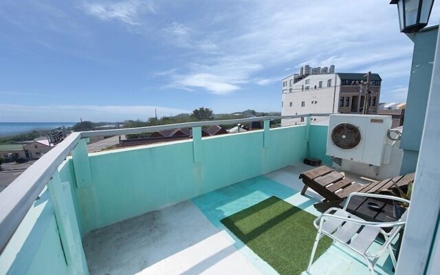 Mother Chen Homestay-Sky Blue Sea II